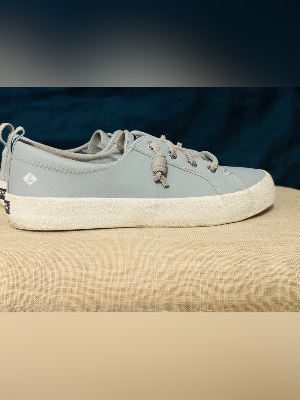 Women’s 7.5 light blue Sperry